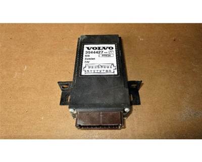 Used Volvo Wiper Control Module, Part # 3944427-1