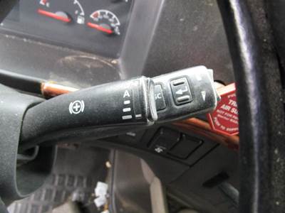 Volvo VNL Electrical Parts