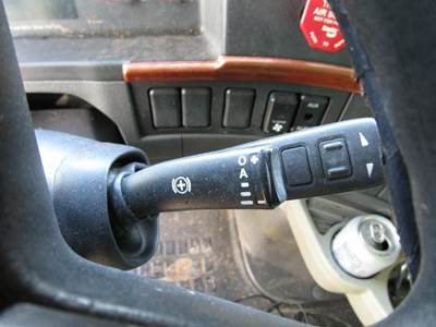 Volvo VNL Electrical Parts