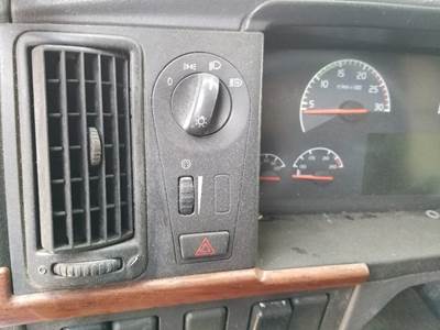 Volvo VNL Electrical Parts