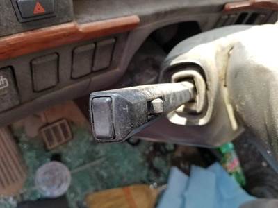 Volvo VNL Electrical Parts