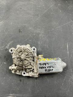 Volvo VNL Right Electrical Parts