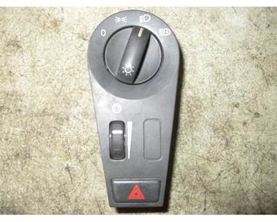Used 2010 Volvo VNL Headlight Switch, Part # 20953575-P06