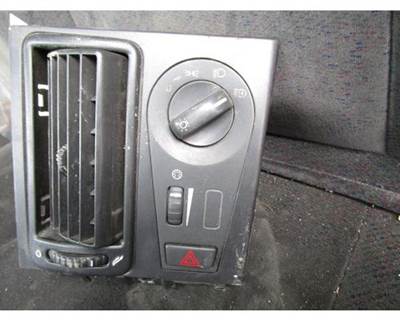 Used 2007 Volvo VNL Light Control Unit