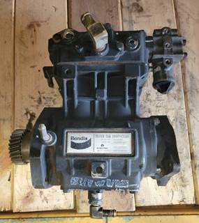 International DT466E Air Compressor