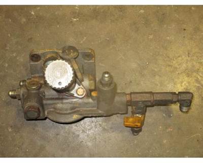 Caterpillar 3406 Fuel Filter Housing, Part # 136-5017