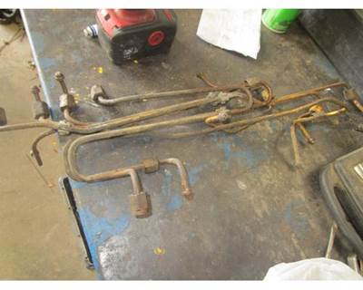 Used Caterpillar 3406B Engine Fuel Lines