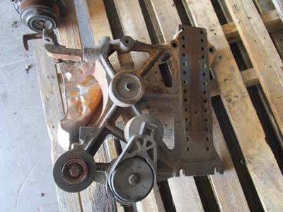 Caterpillar C-13 ACERT Engine Part for a Freightliner COLUMBIA 120