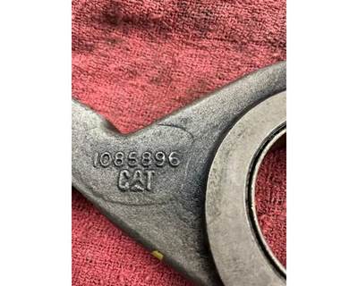 Used Caterpillar C15 Engine Rocker Arm, Part # 1085896, 437-3869
