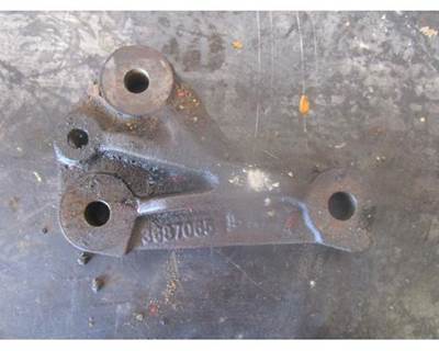 Cummins ISX15 Fuel Pump Support Bracket, Part # 3687065