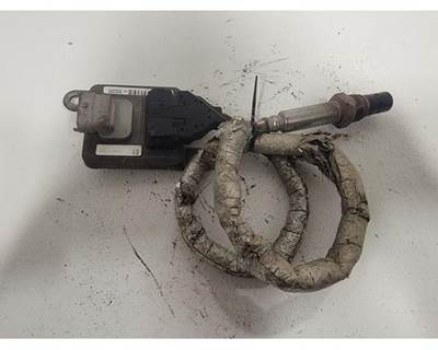 Cummins ISX15 DEF NOx Sensor, Part # 3687334 2894941