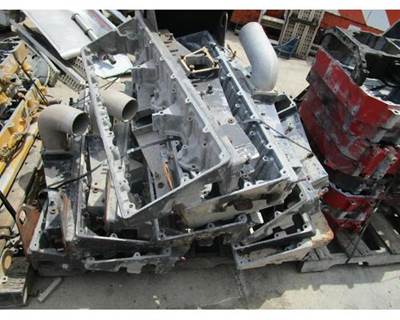 Cummins M11 Rocker Housing