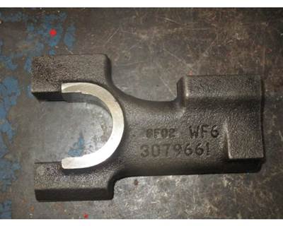 Cummins M11 Rocker Shaft Support, Part # 3079661