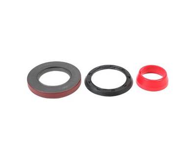 New Cummins N14 Accy Drive Seal, Part # 136066 / 3800616