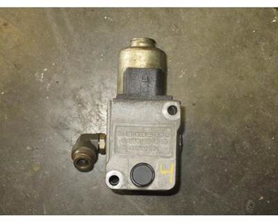 Detroit DD13 Air Control Valve, Part # A0001531259