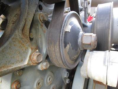 Detroit Series 60 14.0L Engine Part for a Freightliner COLUMBIA 120