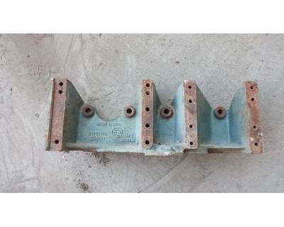 Detroit Series 60 14.0L Alternator A/C Bracket, Part # 23533165