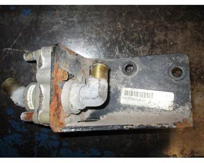 Detroit Series 60 14.0L Engine Compressor Valve Bracket, Part # P23532218