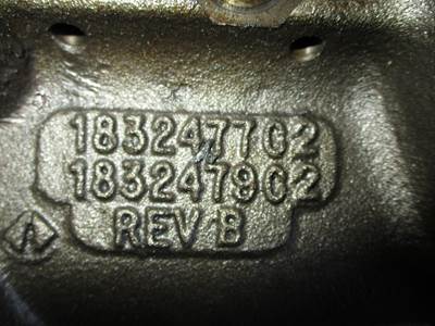 International DT466E Engine Part