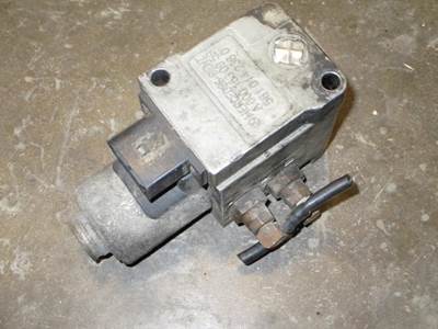 Mercedes-Benz Engine Part