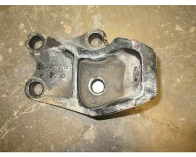 Caterpillar Engine Mount