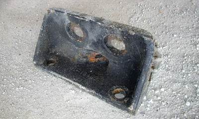 Freightliner Engine Mount