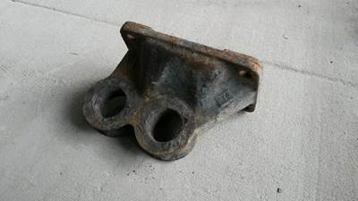 Mack Engine Mount