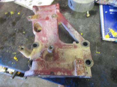 Mack Engine Mount
