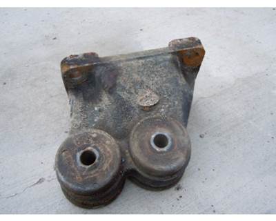 Mack Engine Mount