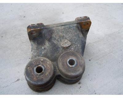 Mack Engine Mount