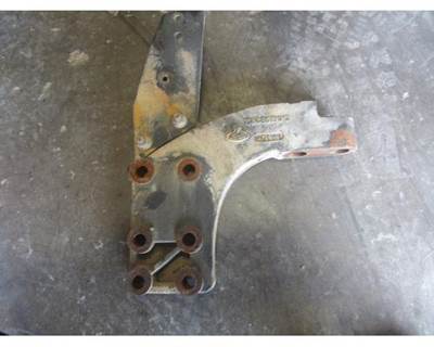Mack Engine Mount