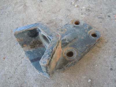 Mercedes-Benz Engine Mount