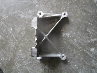 ENGINE MOUNT BRACKET P/N: 21062850