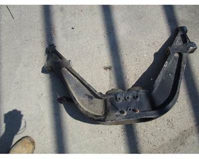 USED FRONT LOWER ENGINE MOUNT CROSSMEMBER - P/N: R01-23292