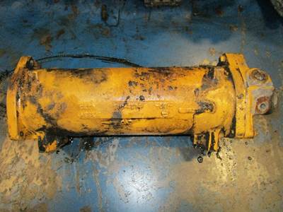 Caterpillar C12 Engine Oil Cooler
