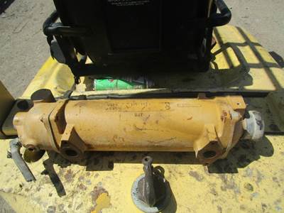 Caterpillar C12 Engine Oil Cooler