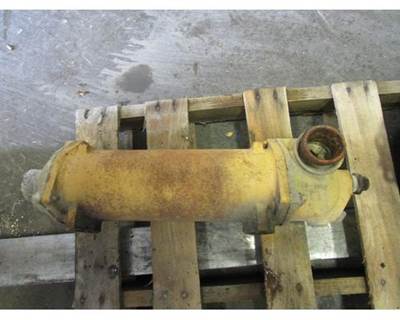 Caterpillar C12 Engine Oil Cooler