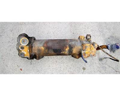 Caterpillar C13 Engine Oil Cooler