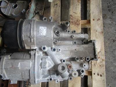 International MaxxForce 13 Engine Oil Cooler