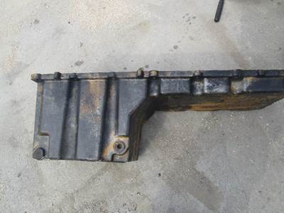 Caterpillar C13 Engine Oil Pan