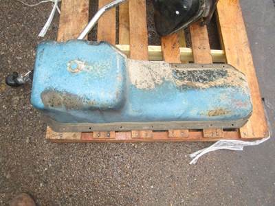 International DT466E Engine Oil Pan