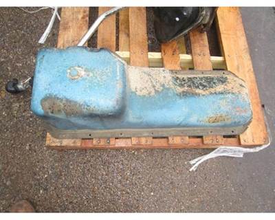 International DT466E Engine Oil Pan