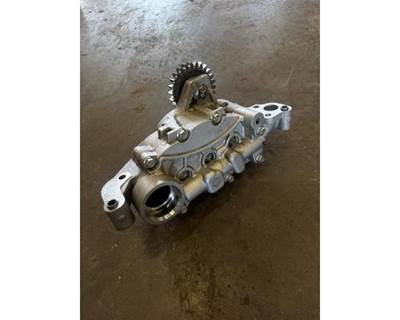 Cummins 567 Engine Oil Pump for a Peterbilt 567