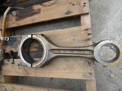 Caterpillar C15 Engine Rod