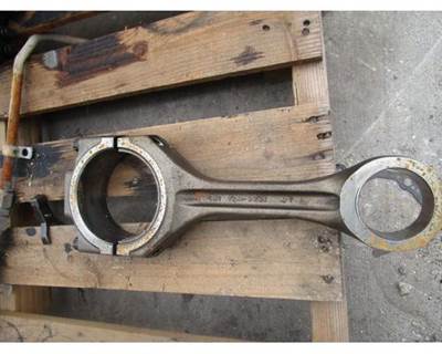 Caterpillar C15 Engine Rod