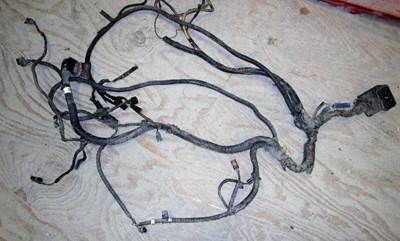USED ENGINE WIRING HARNESS OFF OF KENWORTH W900 CAT ENGINE
