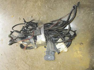 USED ENGINE WIRING HARNESS FROM CAB TO ECM FOR A FREIGHTLINER CASCADIA DD15
