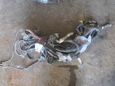 USED CASCADIA FREIGHTLINER ENGINE WIRING HARNESS 2011 