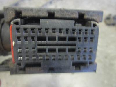 USED INTERNATIONAL MAXXFORCE DT 2008 INJECTOR HARNESS 