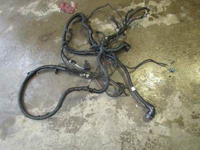 USED ENGINE WIRING HARNESS FOR PETERBILT 2005 CATERPILLAR 70 PIN
CAB TO